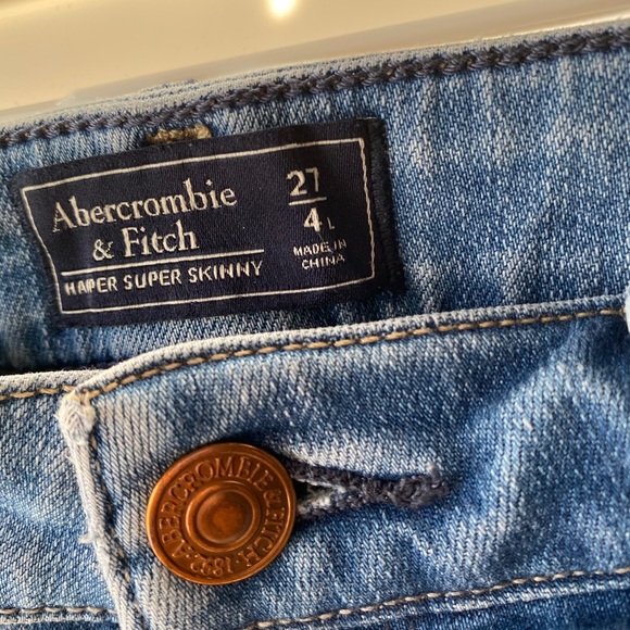 Abercrombie and Fitch Skinny Jeans - Picture 3 of 3